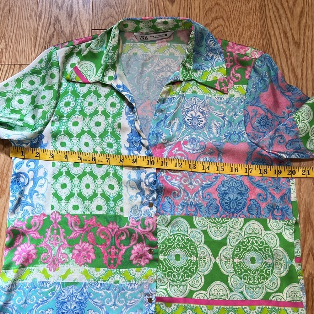 Zara medium satin multi patchwork shirt. - image 10